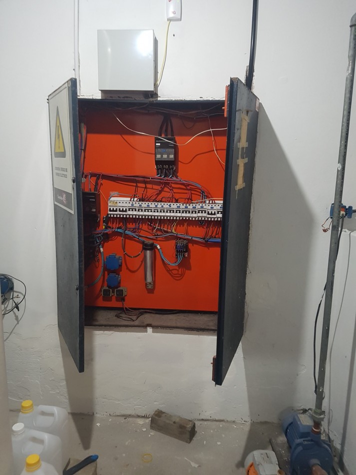 Zona Macrocentro  Propiedad  en block uso comercial en venta TOMA PERMUTA Escucha propuesta