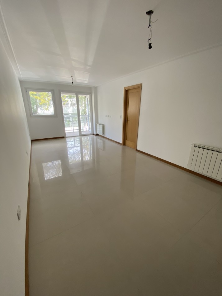 Zona Plaza Mitre  Excelente departamento de dos ambientes A ESTRENAR