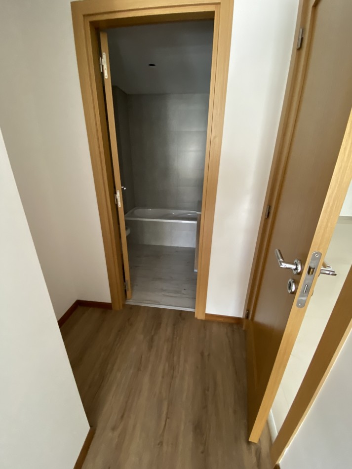 Zona Plaza Mitre  Excelente departamento de dos ambientes A ESTRENAR