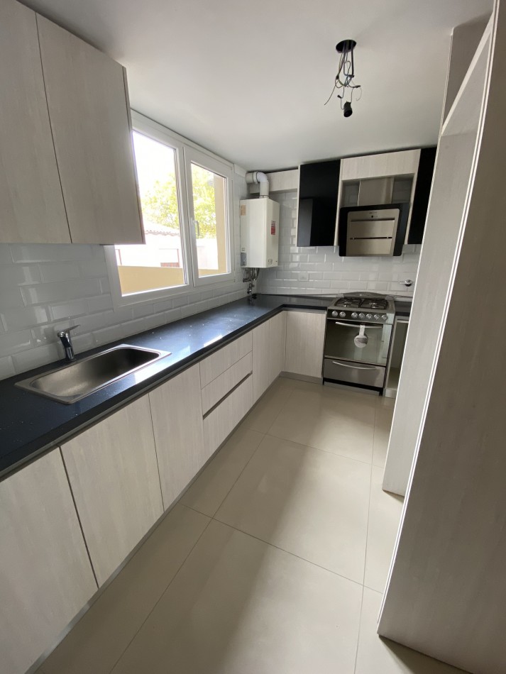 Zona Plaza Mitre  Excelente departamento de dos ambientes A ESTRENAR