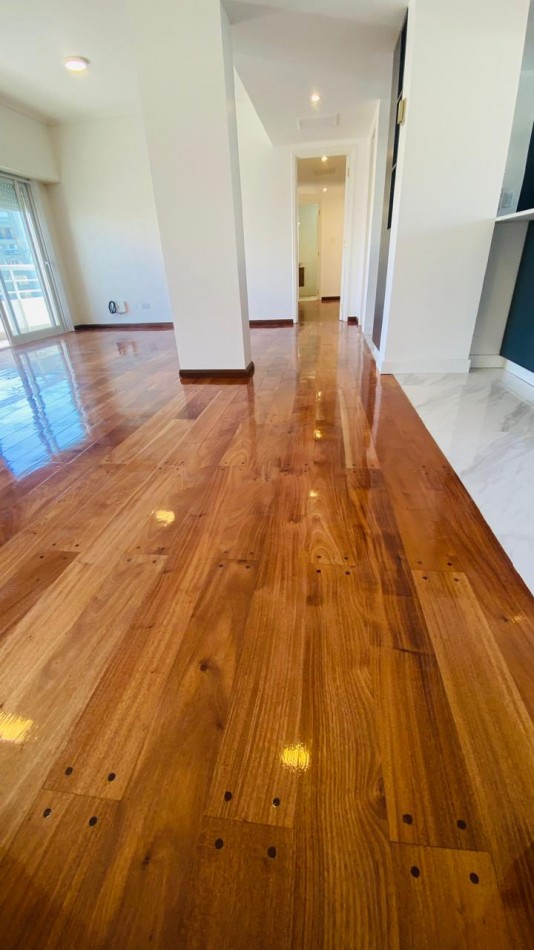 Semipiso de 4 ambientes con cochera Zona Shopping