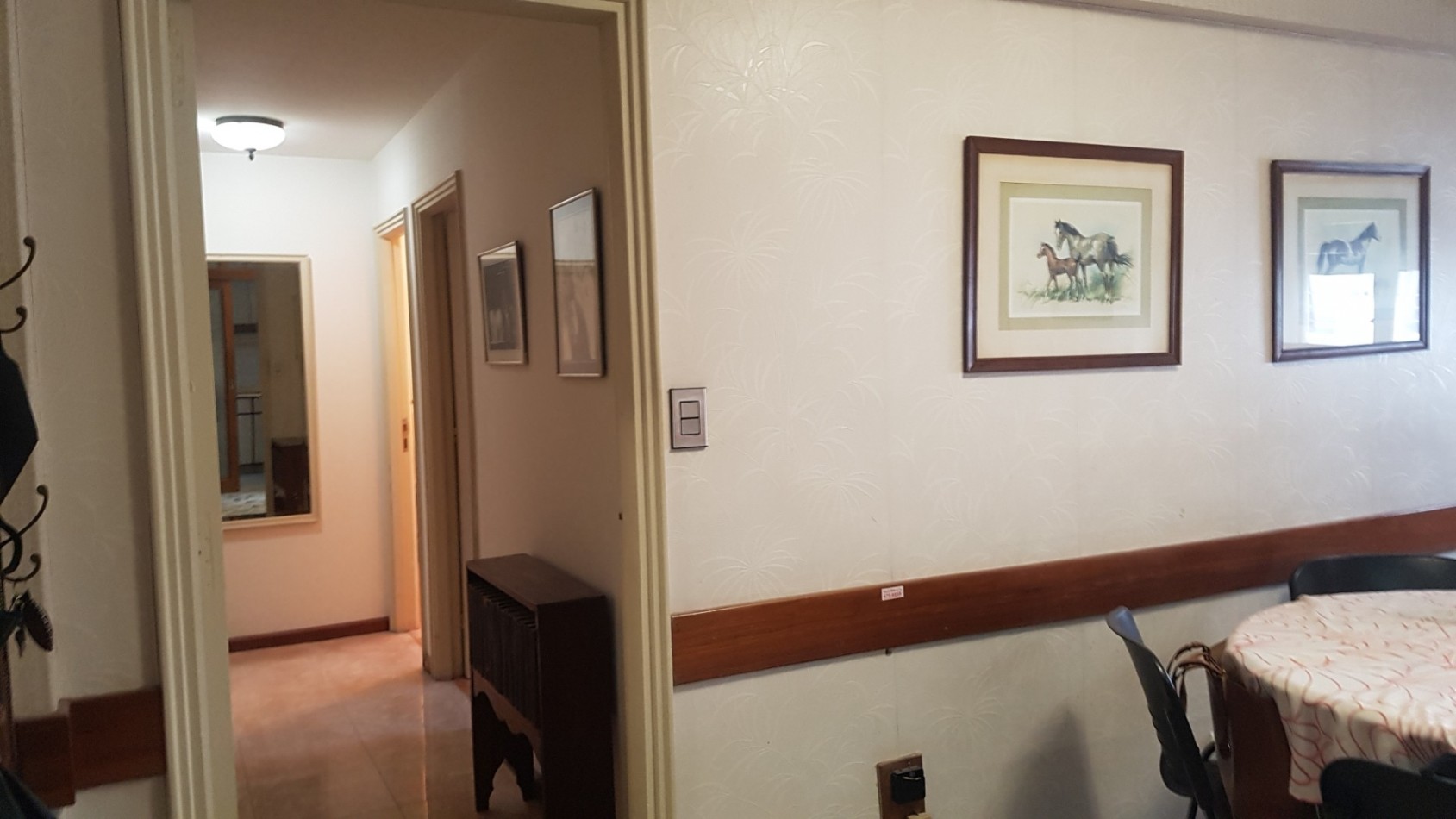 Excelente piso de 4 ambientes mas dependencia Cochera y baulera Zona Plaza Mitre