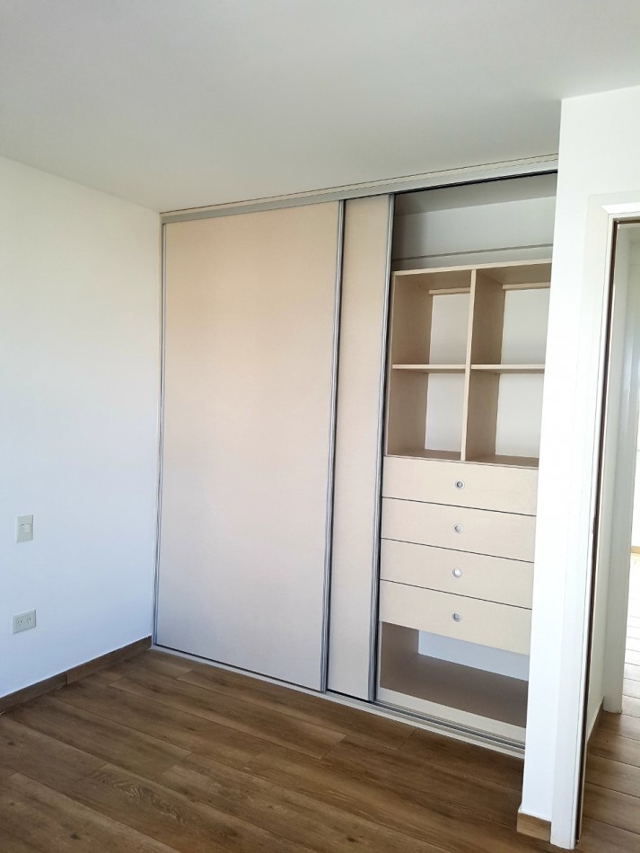 Departamento en duplex de 3 ambientes A ESTRENAR  Plaza Mitre