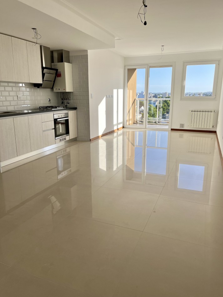 Semipiso tres ambientes B