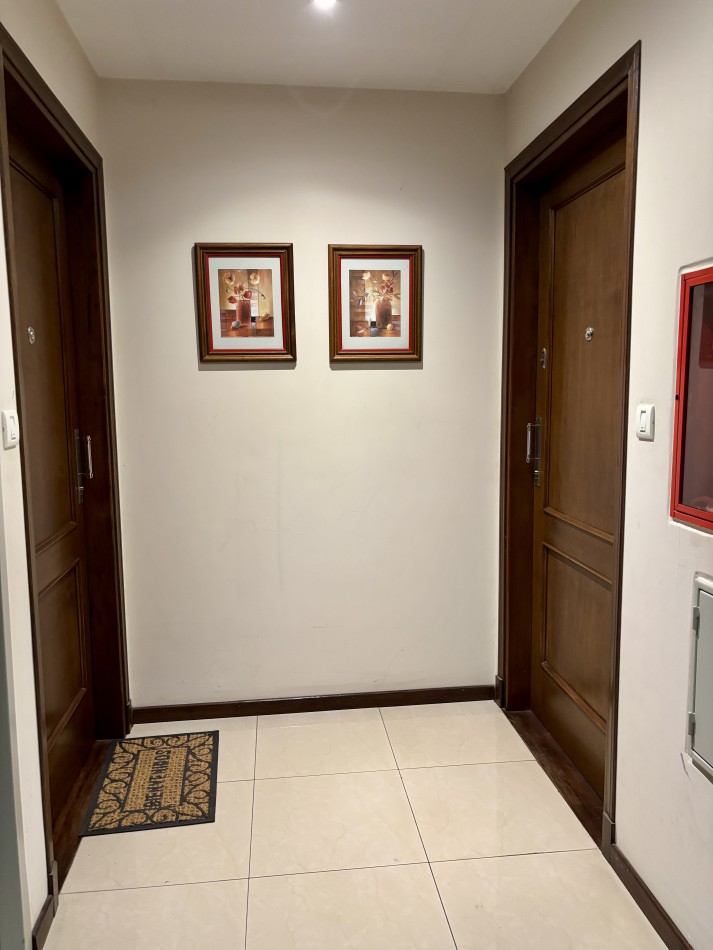 Zona Plaza Mitre Excelente semipiso en venta 