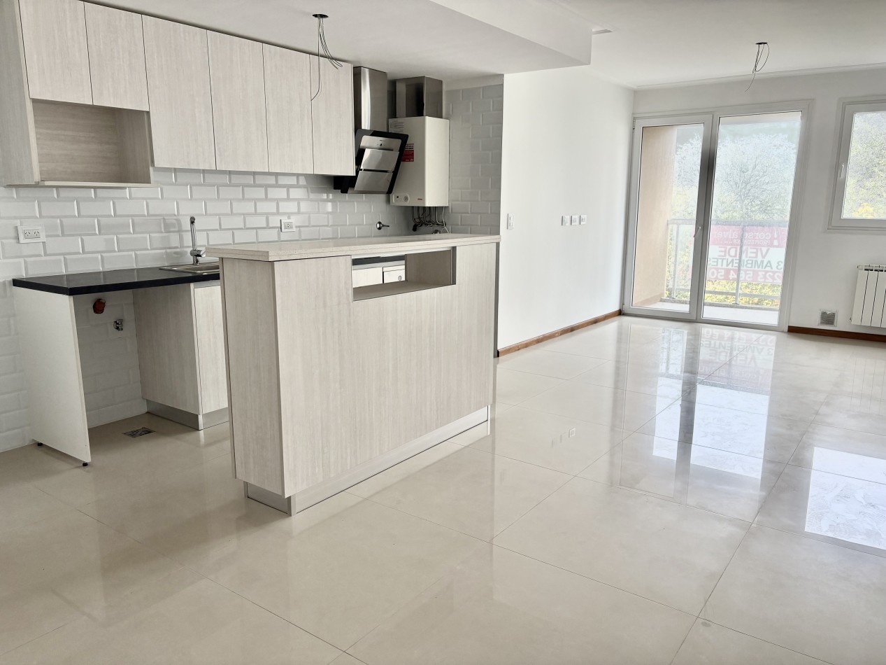 Semipiso de tres ambientes 