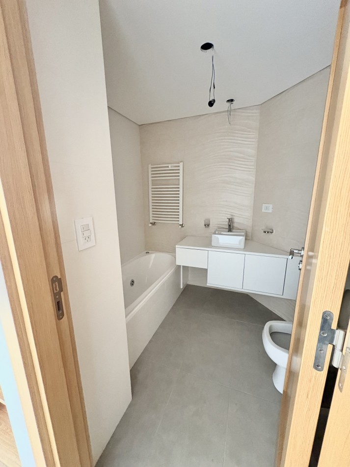 Semipiso de tres ambientes 